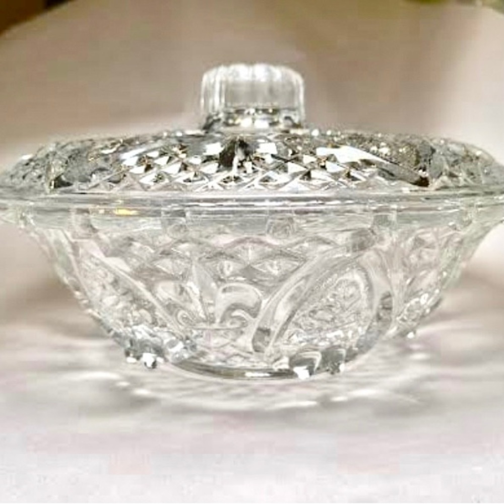 KIG Malaysia Fleur de Lis Candy Dish | Hearts & Roses patterned clear glass